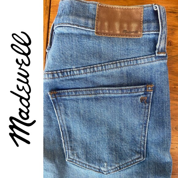 Like New The High-Rise Slim Boyjean Raw Hem Straight Leg Everyday Denim, Sz 24 - Picture 2 of 5